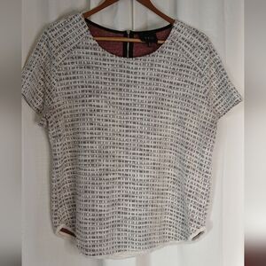 Women's Black and White Top